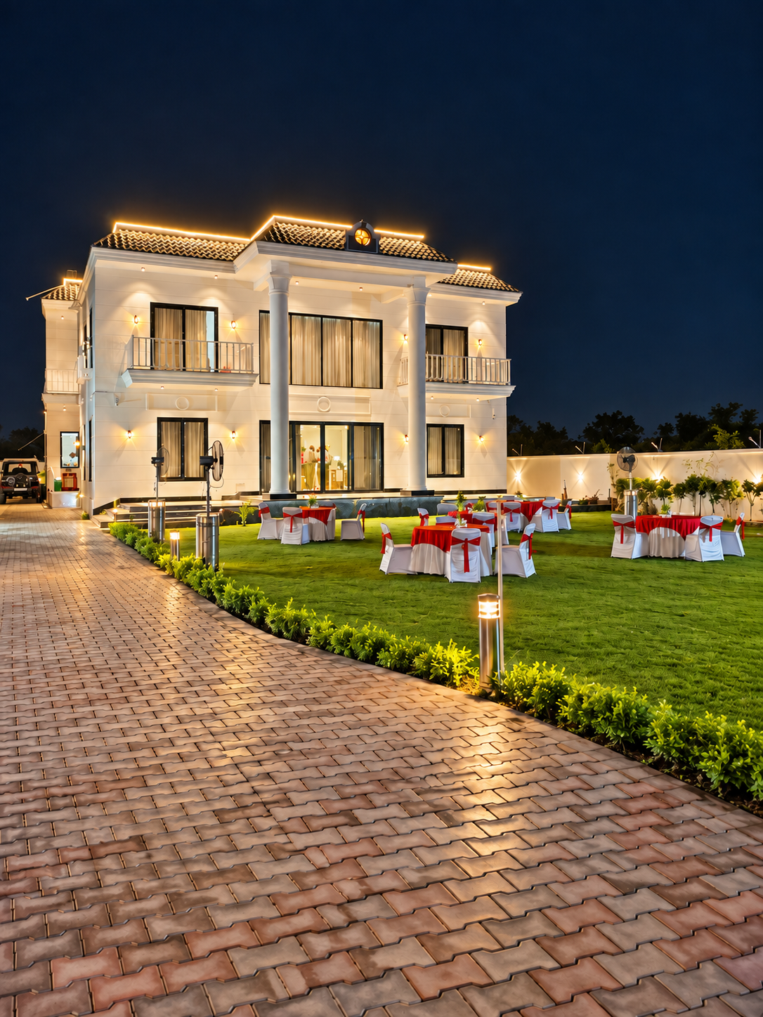 Peacock Bay Farmhouse in Greater Noida