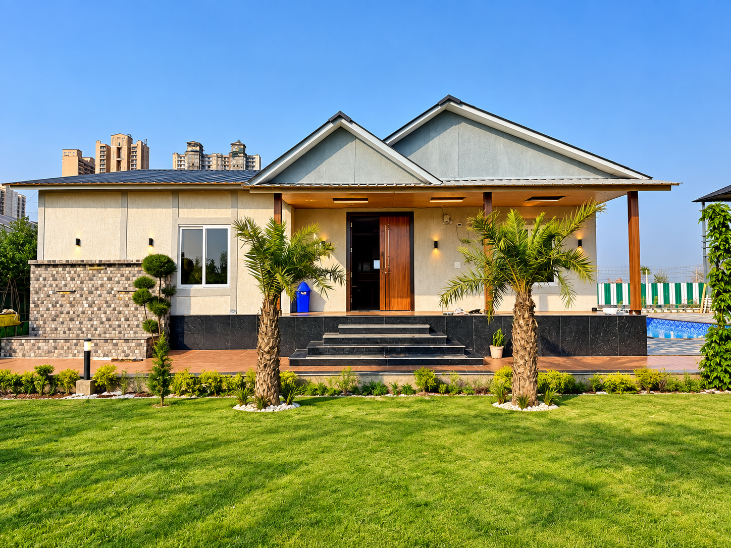 Royal Retreat Farmhouse in Noida